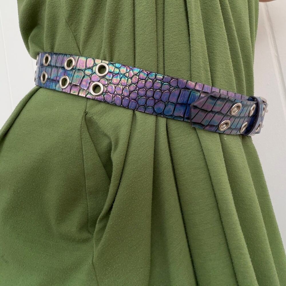 Y2K iridescent grommet belt - Picture 5 of 9